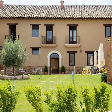 Sanmartina Hotel Becerril de Campos Luaran gambar