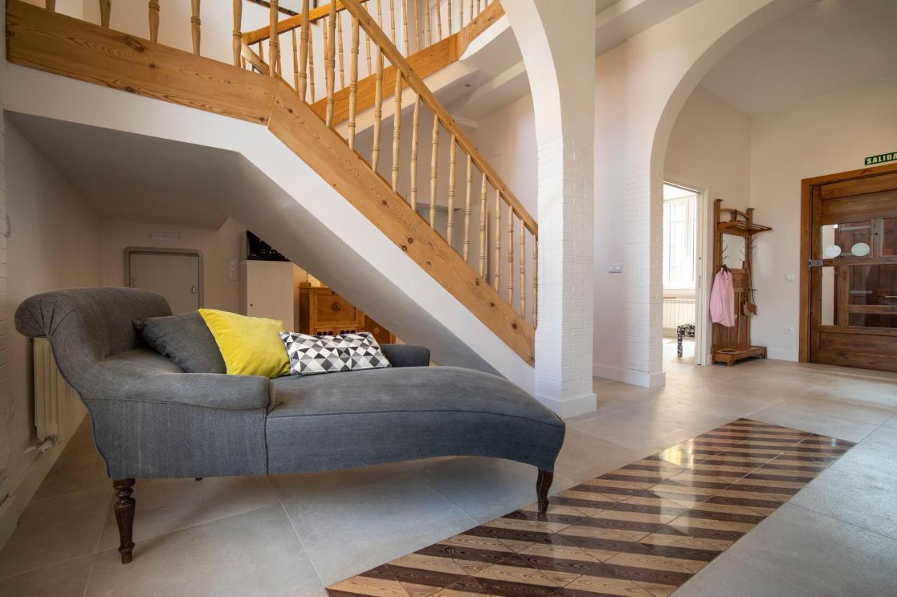 Sanmartina Hotel Becerril de Campos Luaran gambar