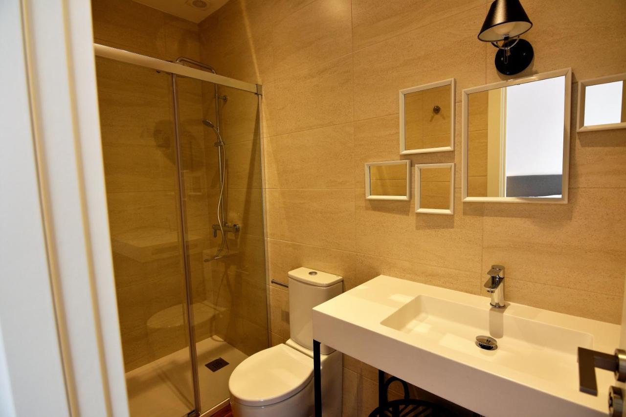 Sanmartina Hotel Becerril de Campos Luaran gambar